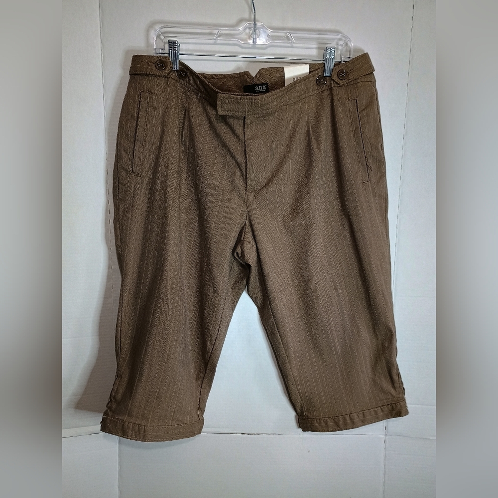 A.N.A Women's Brown Capri Size 16